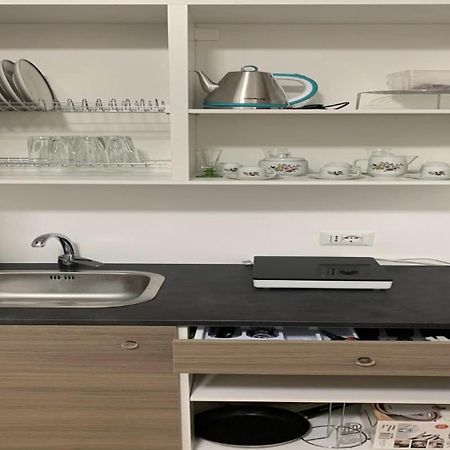 Miris Home Fast And Comfortable With Self Check In 8 Minutes Walk Near Naples Airport Exterior photo