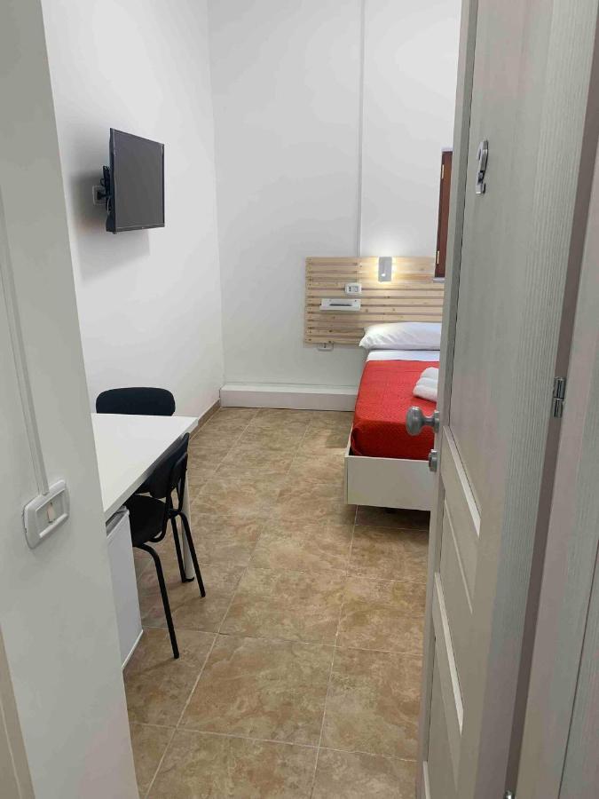 Miris Home Fast And Comfortable With Self Check In 8 Minutes Walk Near Naples Airport Exterior photo