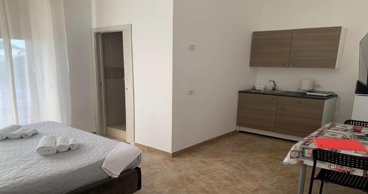 Miris Home Fast And Comfortable With Self Check In 8 Minutes Walk Near Naples Airport Exterior photo